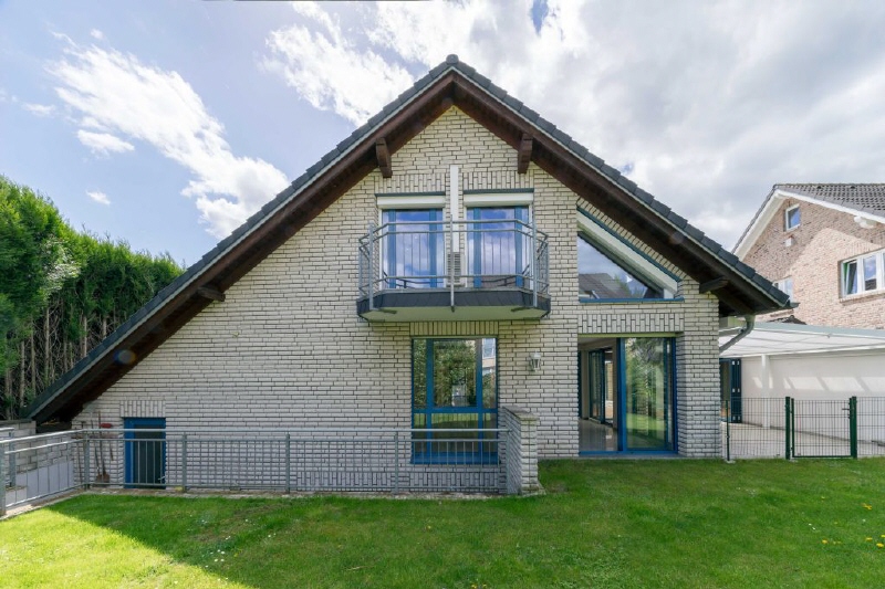 Villa in Pulheim, Brauweiler, 272 m² Immomaxx