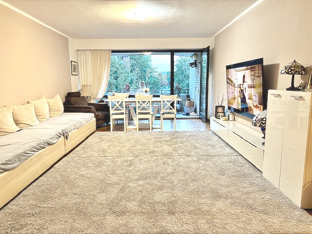 Sie werden begeistert sein! Großzügiges Wohnen mit großer Sonnenterrasse, Schwimmbad, Sauna, Solarium, Allzweckraum u.v.a.m. - https://www.immomaxx.de/immobilien/wohnung-eigentumswohnung-etagenwohnung-in-duesseldorf-benrath-urdenbach-kaufen-3504/