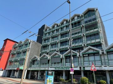 Ärztehaus Solingen: Praxisräume – / Bürofläche in CityLage, 42651 Solingen, Praxisfläche