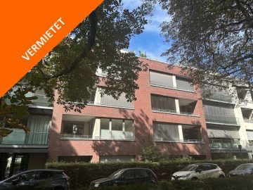 Großzügiges Wohnen am Clarenbachkanal mit Einbauküche, Sonnenloggia und TG-Stellplätze., 50931 Köln, Etagenwohnung