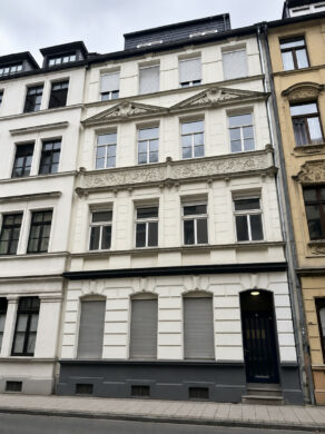 Sanierungsbedürftiges MFH – leerstehend, 51063 Köln, Mülheim, Mehrfamilienhaus