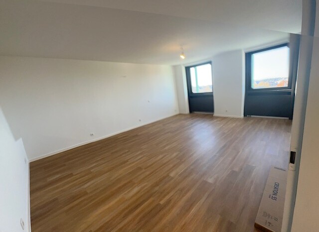 Ihr neues Zuhause im Solinger Ärztehaus - Photo 2